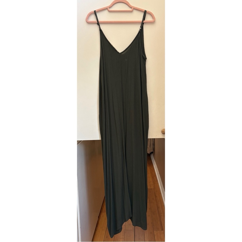 Essential Sleevele Maxi Dress by Lovestitch - S - Picture 2 of 9